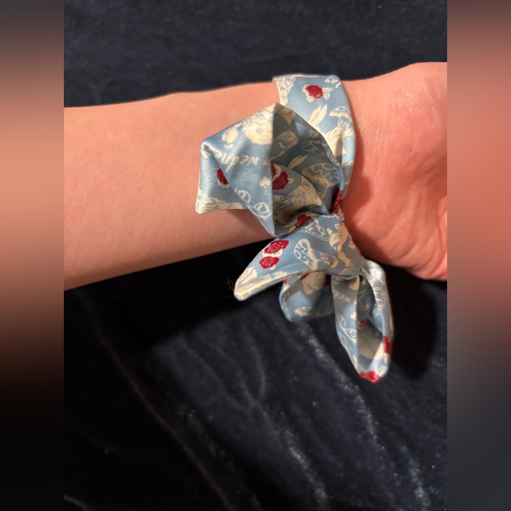 Alice on Wednesday Japan Lolita Alice in Wonderland Watch Kawaii Xmas gift - Picture 4 of 6